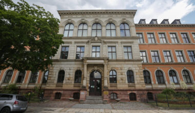 Zu wenig Platz an Chemnitzer Gymnasien: Stadt kauft historisches Schulgebäude