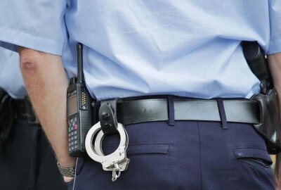 Dresden: Verdacht auf schweren Raub und Vergewaltigung – zwei 15-Jährige in U-Haft - Symbolbild.