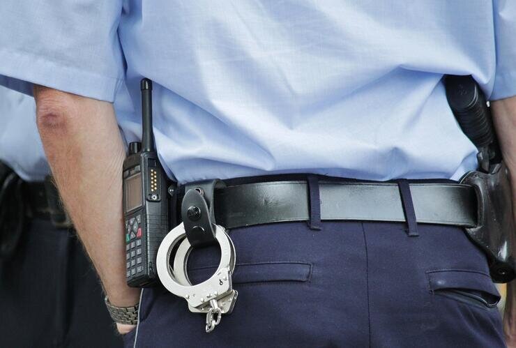 Verdacht auf schweren Raub und Vergewaltigung – zwei 15-Jährige in U-Haft