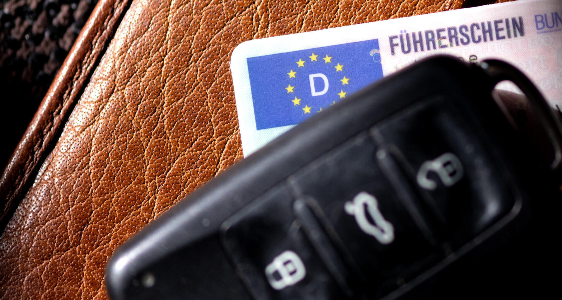 Wie Frauen in Chemnitz sich wieder hinters Steuer trauen sollen