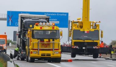 Vollsperrung auf der A4 aufgehoben: Defekter LKW im Baustellenbereich