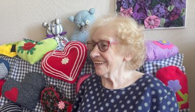 Die älteste Freiwillige der Kulturhauptstadt und ihr Herzensprojekt