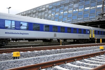 Schienenersatzverkehr auf Regiostrecken nach Leipzig - Pendler zwischen Leipzig, Döbeln und Chemnitz müssen sich kommende Woche auf Verspätungen einstellen. (Symbolbild)