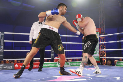Programm der Chemnitzer SES-Boxgala am 22. November wird konkreter - Michel Dobler (links) hat bisher seine drei Profikämpfe gewonnen.