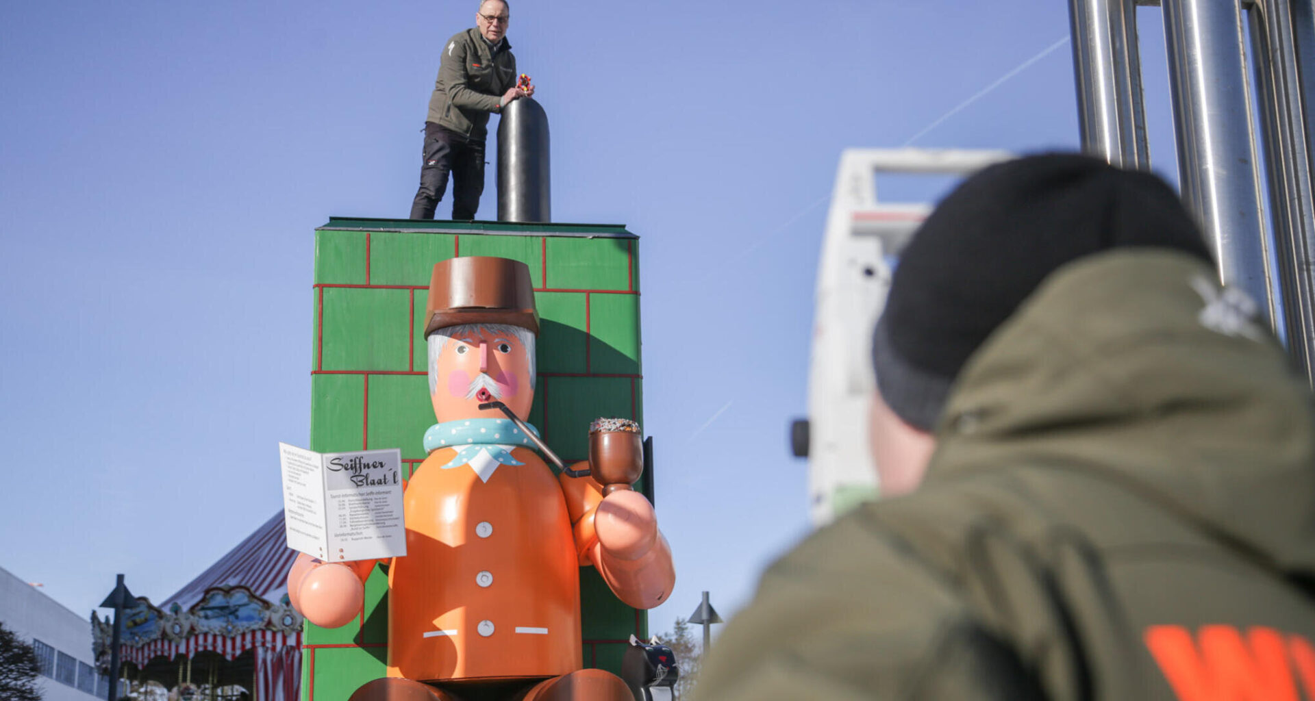 Räuchermann im Chemnitz-Center wird repariert