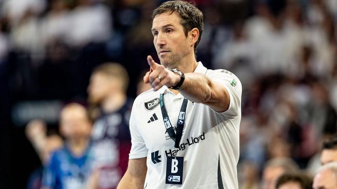 DHB-Pokal: Trainer Torsten Jansen und der HSV Hamburg erlebten im Pokal in Dresden eine böse Überraschung. (Archivbild)