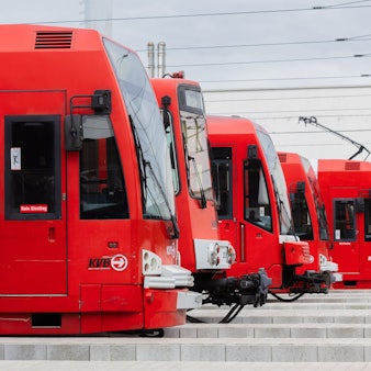 Straßenbahnen der Kölner Verkehrs-Betriebe (KVB) stehen im Betriebshof in der Hauptverwaltung.