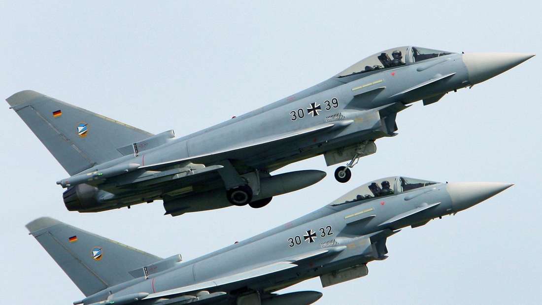 Die Eurofighter sind beeindruckende Kampfjets. Zahlreiche westliche Armeen haben sie in ihrem Bestand. Fotos lassen erahnen, welche technischen Fähigkeiten sie haben.