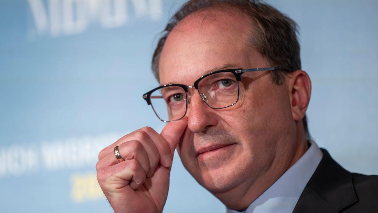 Vorschläge für EU-Asylpolitik: Dobrindt setzt auf Return Hubs, KI und Dauer-Abschiebehaft