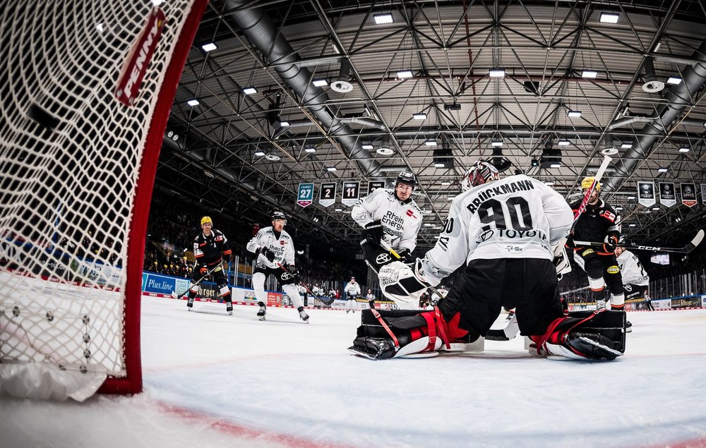 Dritter Sieg in Serie: Frankfurts Aufschwung setzt sich beim 2:1 gegen Köln fort