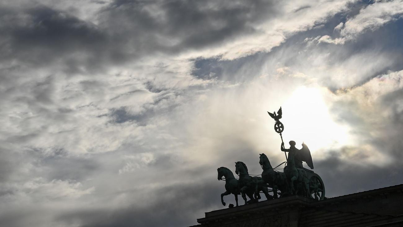 Wetter: Viele Wolken zum Wochenstart in Berlin und Brandenburg