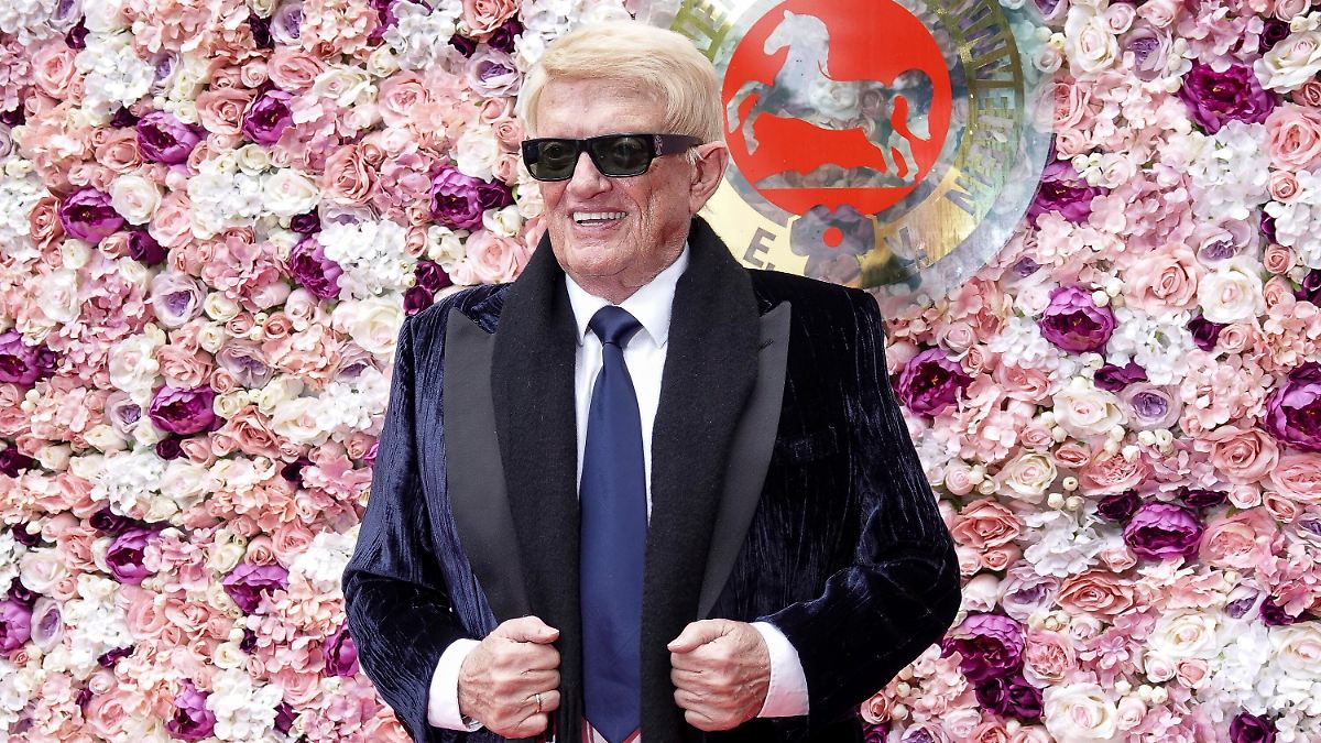 Der Tag: Heino kündigt Auftritt zum 100. Geburtstag an