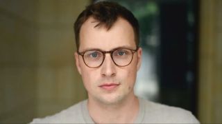 Porträtaufnahme des Autors Johannes Nichelmann (Quelle: Ullstein Verlag/Niklas Vogt)