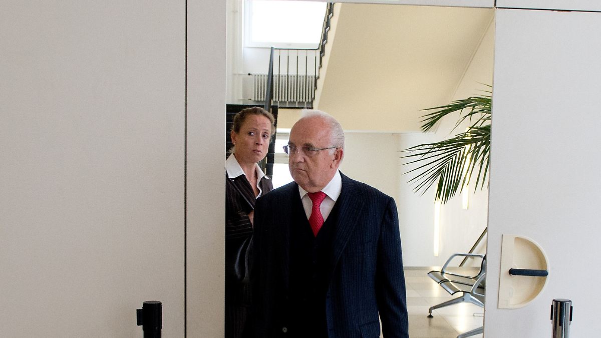 Der Tag: Ex-Karstadt-Chef Wolfgang Urban ist tot