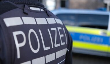 Polizeieinsatz in Tübingen: Blaue Brücke und Zugverkehr in Richtung Stuttgart gesperrt