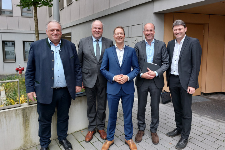 Landkreis Augsburg startet Bewerbung als Modellregion für Digitalisierung und Bürokratieabbau - News Augsburg, Allgäu und Ulm