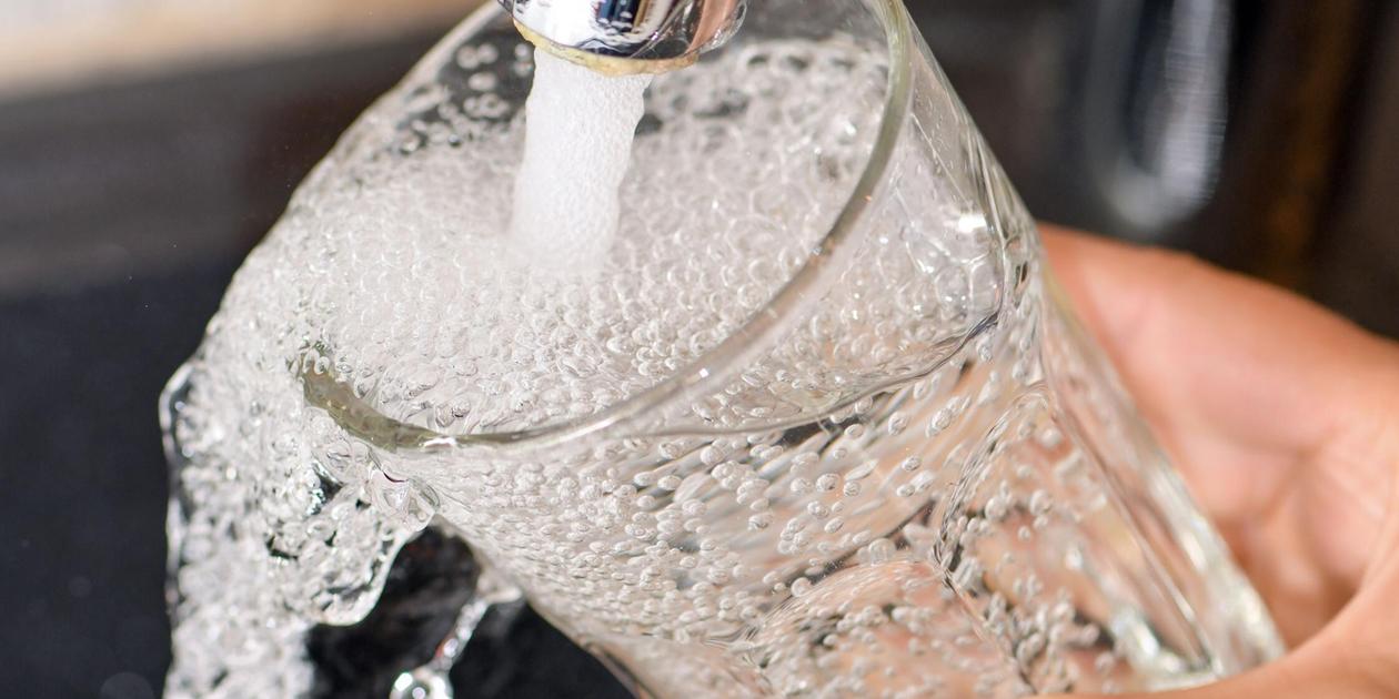Dringende Warnung für den Landkreis Fürth: Gefährlicher Krankenhauskeim im Trinkwasser