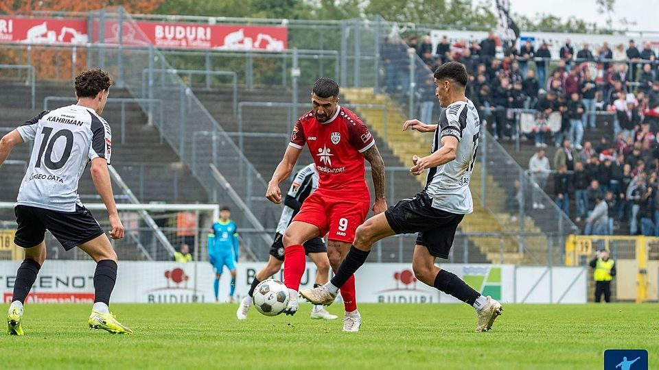 Oberliga Baden-Württemberg: Aalen dominiert – Mannheim im Torrausch