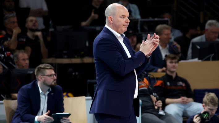 Archiv: Joel Banks, Trainer der BR Volleys. Quelle: imago images/Nordphoto
