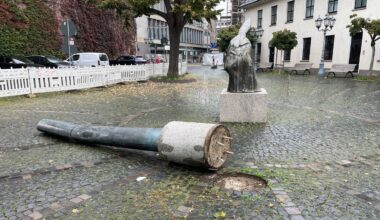 Lkw-Unfall in Mainz: Denkmal für Bischof soll repariert werden