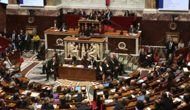 Neuwahlen sind in Frankreich vom Tisch - zunächst