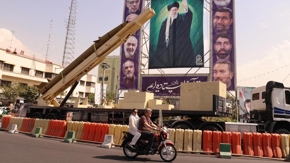 Iran: Das iranische Regime will zwei wegen angeblicher Spionage verurteilte Franzosen gegen eine in Frankreich inhaftierte Iranerin austauschen.