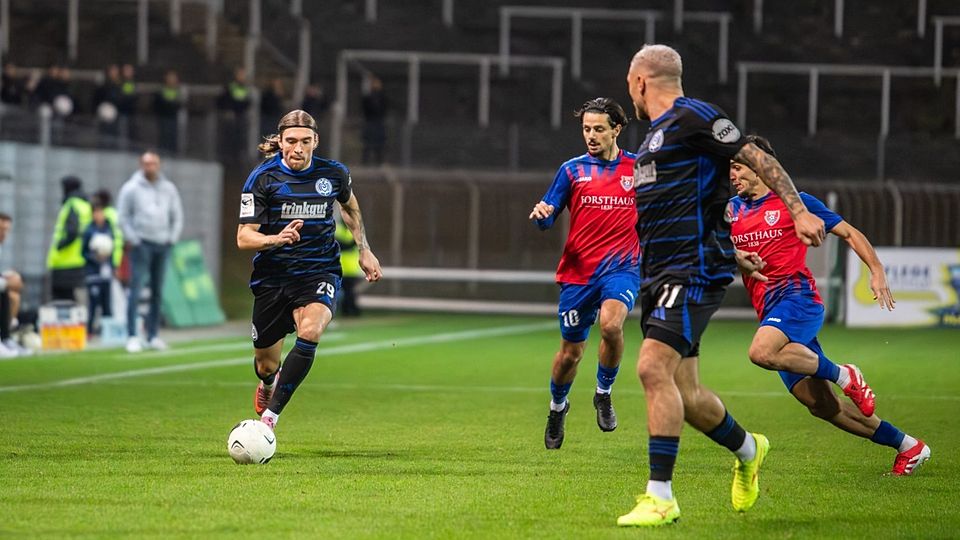 Flutlichtausfall und souveräner Sieg des MSV Duisburg in Uerdingen