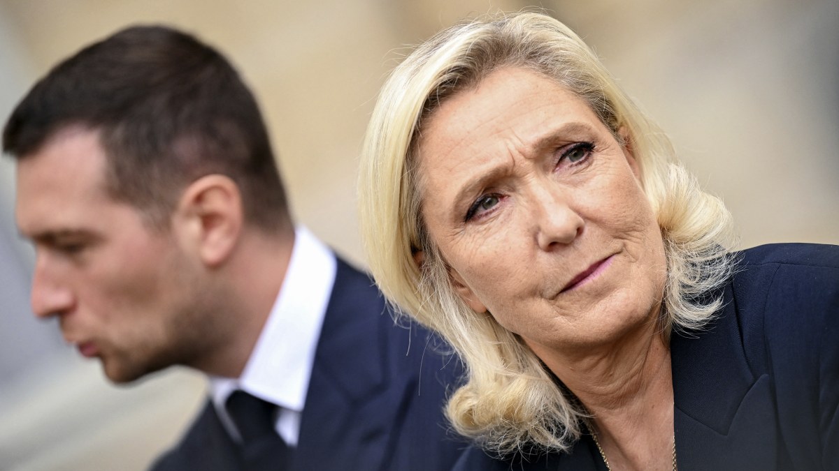Ist Marine Le Pen links? Warum eine Rechte gerade auf sozial macht — der Freitag