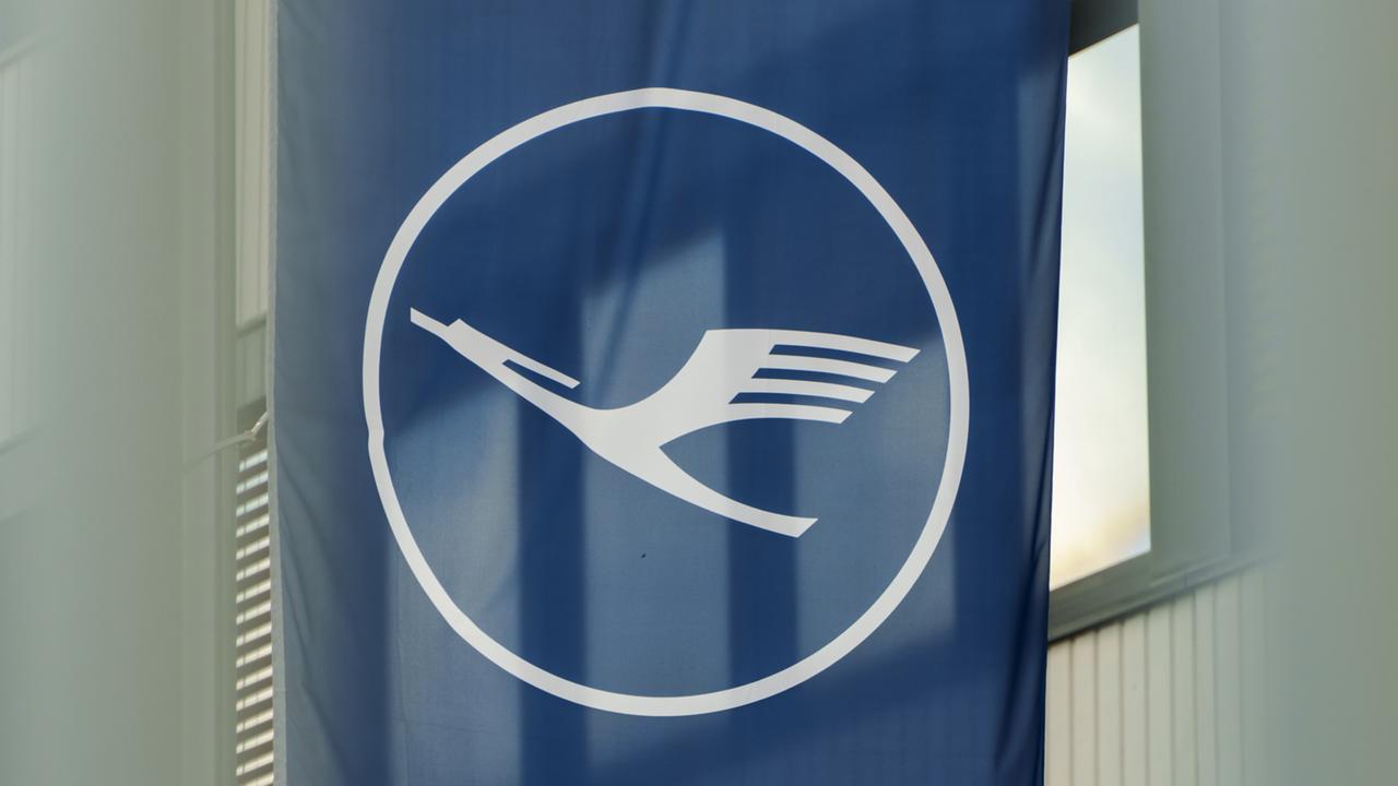 Lufthansa prüft Streichung von rund 100 Inlandsflügen