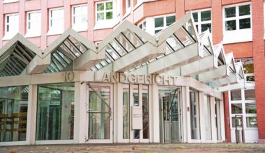 Nordrhein-Westfalen: Prozess wegen Bandenbetrugs an älteren Menschen am Landgericht Münster