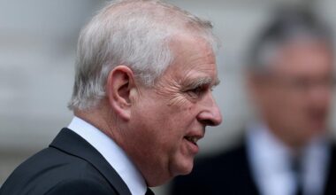 Memoiren belasten Prinz Andrew: Ein Buch sorgt für Unruhe im Palast