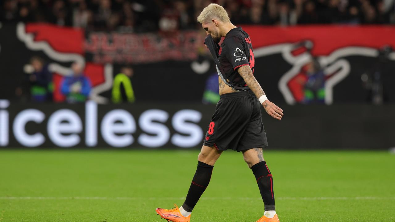 Rückschlag in der Champions League: Nach Paris-Klatsche - Bayer sucht Orientierung