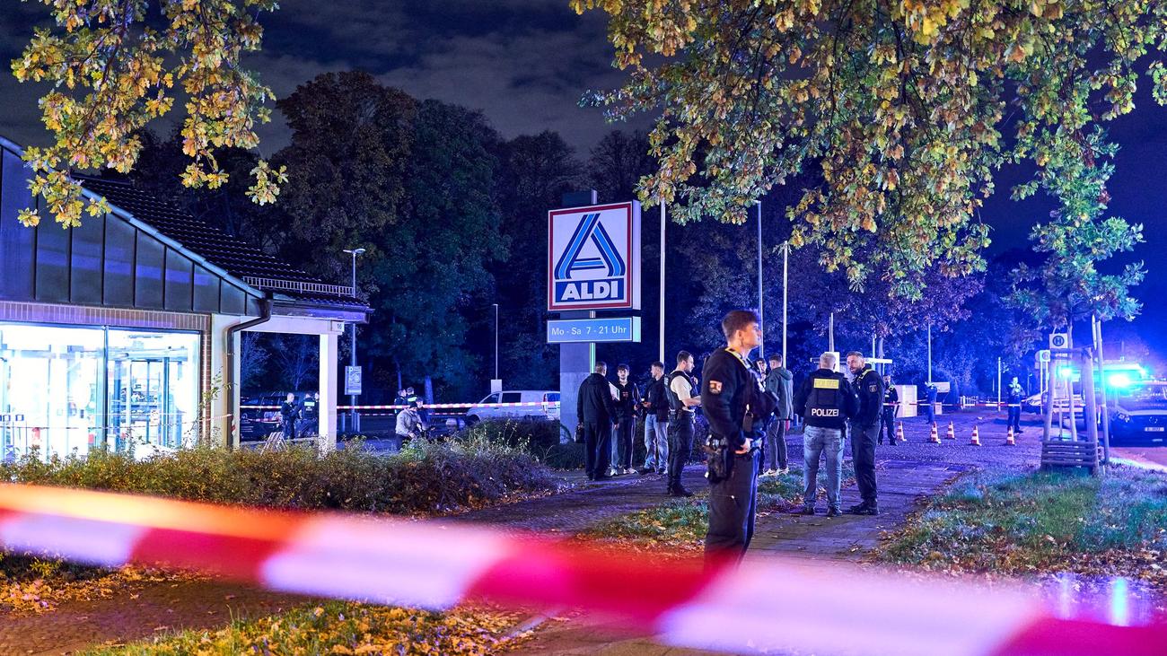 Kriminalität: Schüsse vor Supermarkt in Berlin – eine Person verletzt