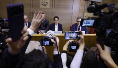 Louvre-Direktorin räumt "Versagen" nach Juwelen-Diebstahl ein