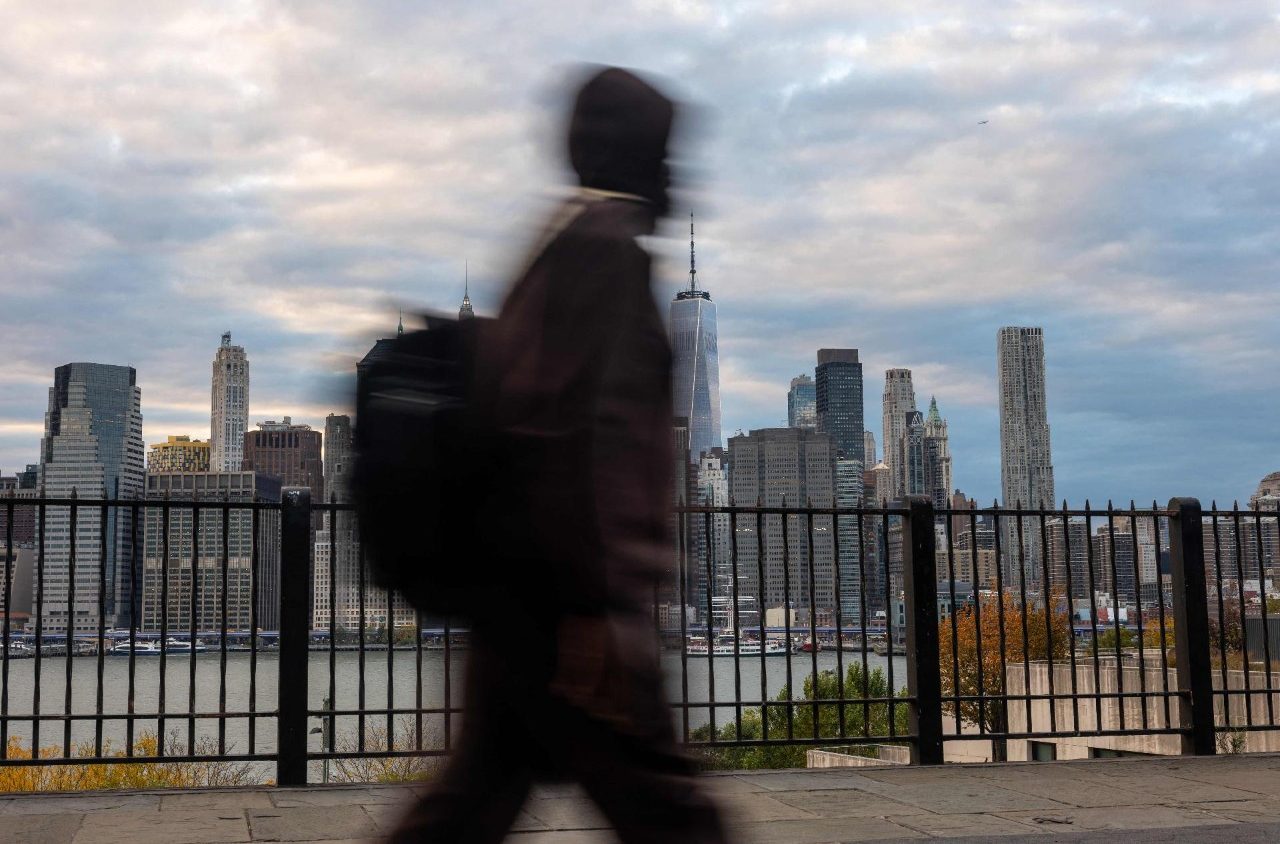 USA: Katholische Gebetswachen für Migranten vor ICE-Büros