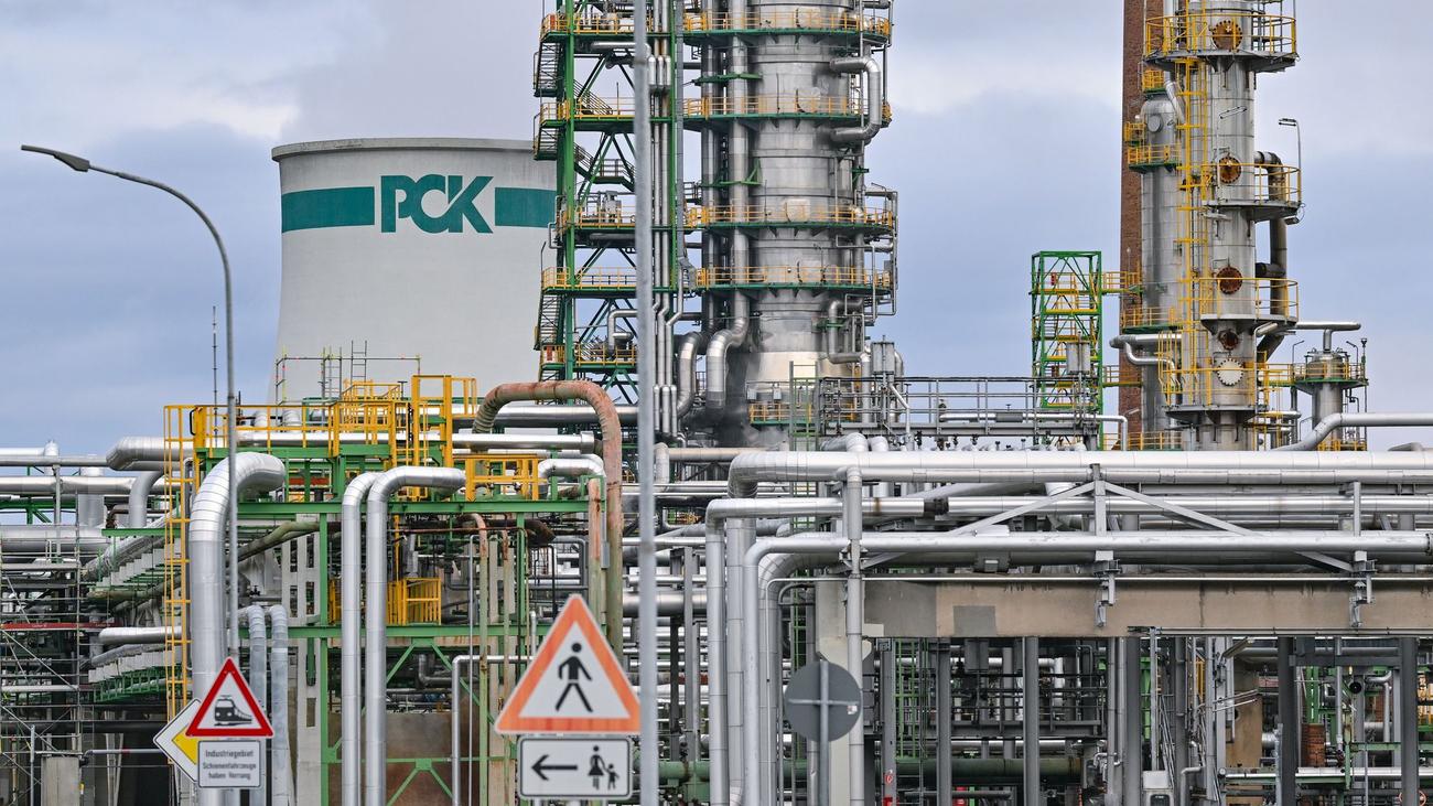 Ukraine-Krieg: Regierung: US-Sanktionen betreffen nicht Rosneft Deutschland