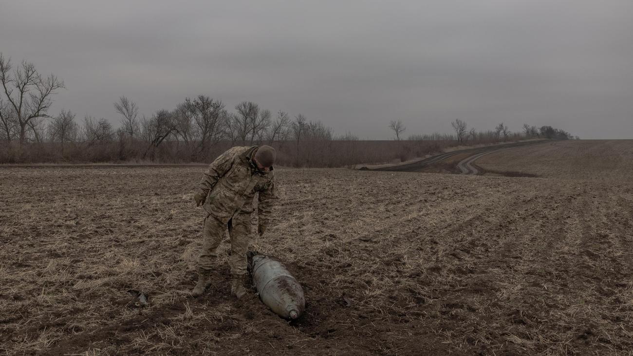 Lage in der Ukraine: Russland rüstet seine Bomben auf