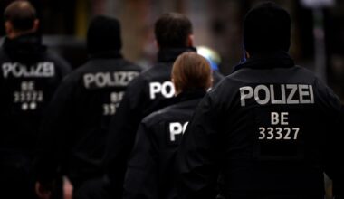 Zwei Kommissaranwärter stehen in Brandenburg vor Entlassung