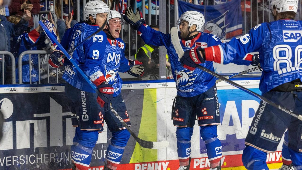 DEL: Ex-Kölner Schütz schießt Mannheim zum Sieg im Topspiel