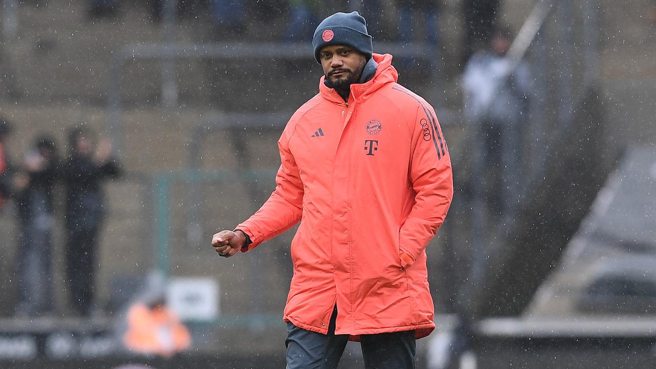 FC Bayern im Stau: Anpfiff in Gladbach verschoben