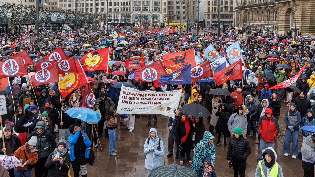 Protest gegen Merz-Äußerung: Stadtbild-Demo in Hamburg fällt kleiner aus als erwartet