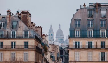 Frankreich in der Krise: Ratingagentur Moody's setzt Ausblick für Frankreich auf "negativ"