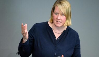 Friedrich Merz : Union kritisiert SPD für Teilnahme an Stadtbild-Demonstration