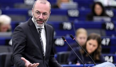 EVP-Chef im Interview: - „Putins Freunde in Europa sind ein Risiko“