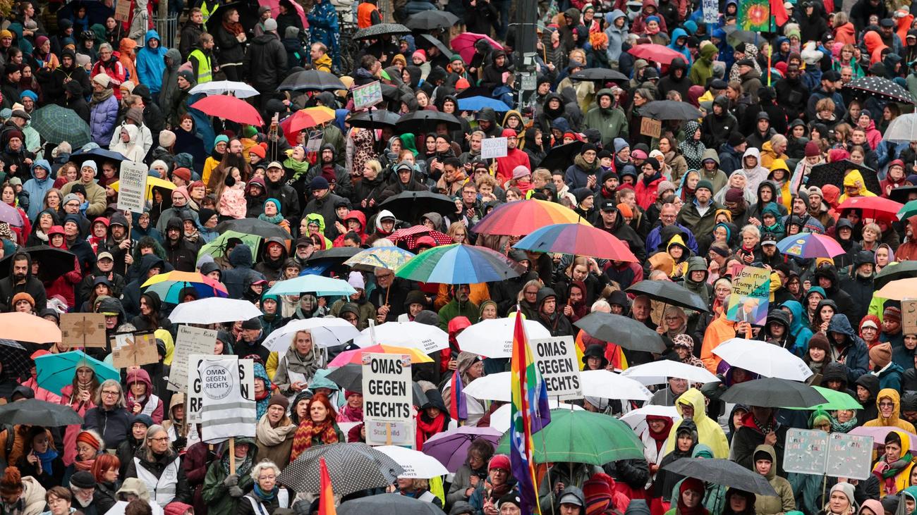 Kritik am Kanzler: "Wir sind das Stadtbild" - Demos in Bremen und Niedersachsen