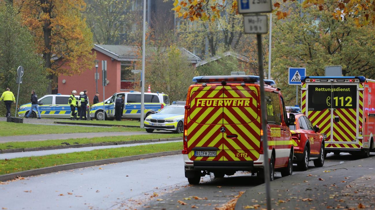In Bielefeld: Mann droht mit Handgranate - Polizei schießt