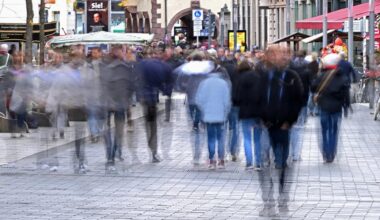 Debatte nach Merz-Äußerung: SPD-Abgeordnete fordern "Stadtbild"-Gipfel