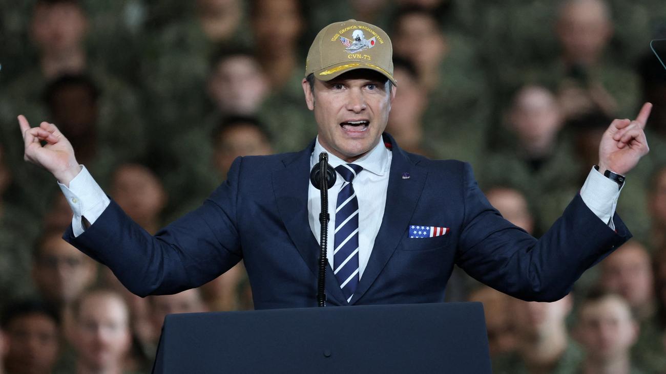 Pete Hegseth: USA greifen erneut Boote im Pazifik an – 14 Tote