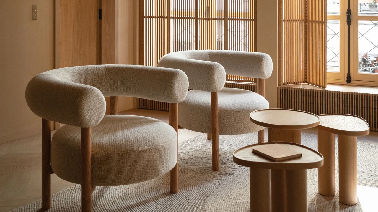 Niedrige Decke? Die Renovierung dieser Altbauwohnung in Paris zeigt, wie sich Räume höher anfühlen