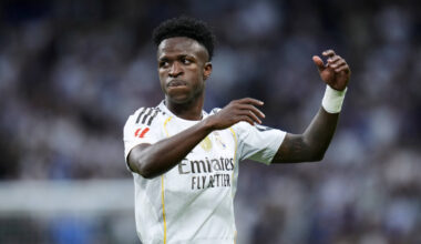 Real Madrids Vinicius Junior entschuldigt sich nach Ausraster im Clásico